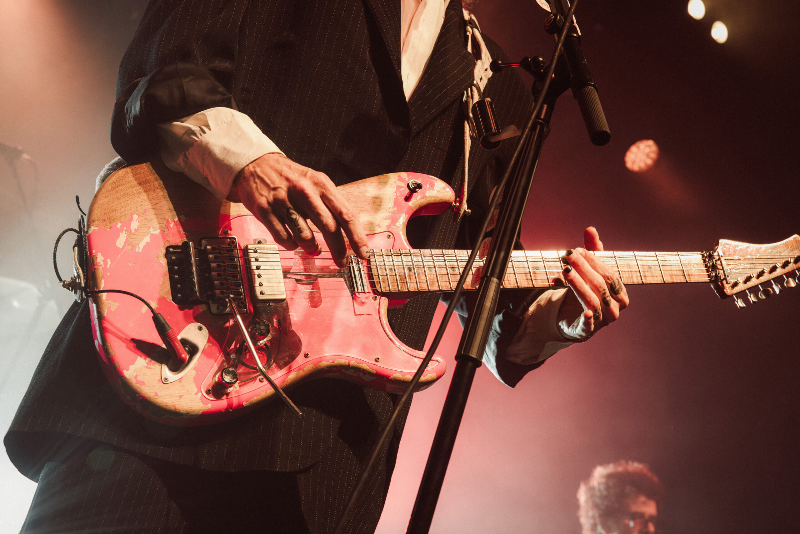 web-128-The-Darkness-SF-Fillmore