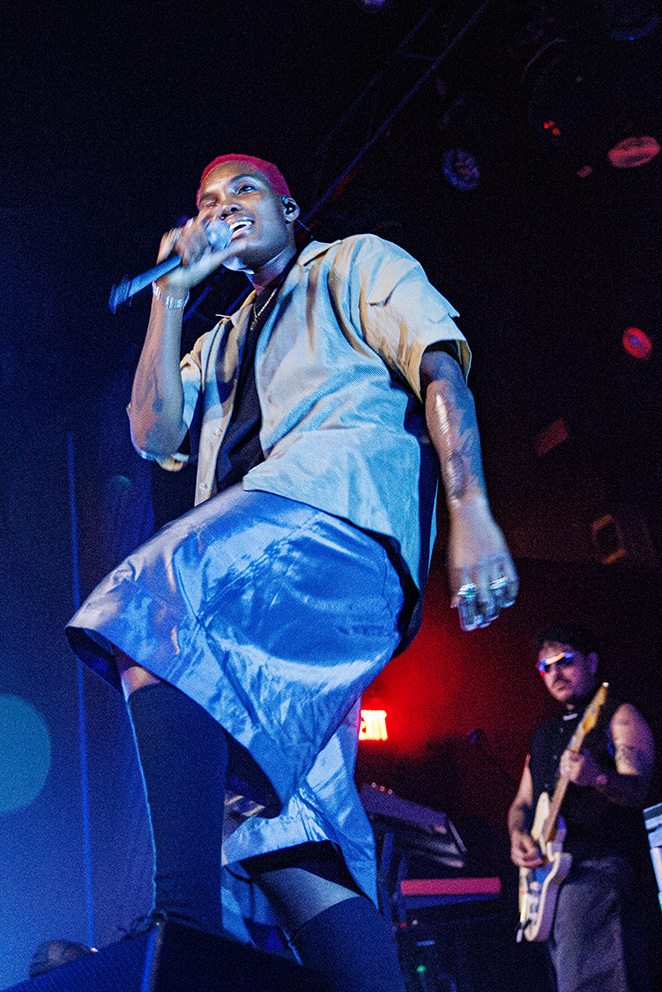 Arlo Parks in concert